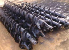 耐磨螺旋運(yùn)轉(zhuǎn)時(shí)的防護(hù)措施